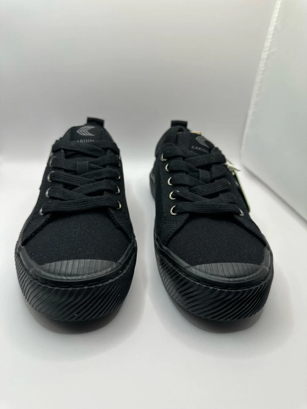 **NEW** Cariuma OCA Low-Top Sneaker size 6.5 women/5men - Picture 2 of 6